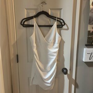 Lulus Women’s White Ruched Sides Mini Dress - Size Medium
